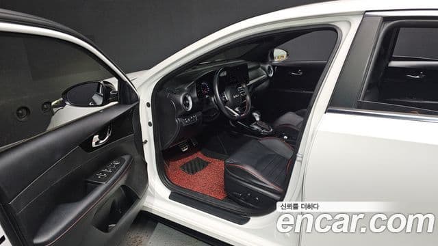 Kia The / новый New K3 2세대 Signature, 2022 10