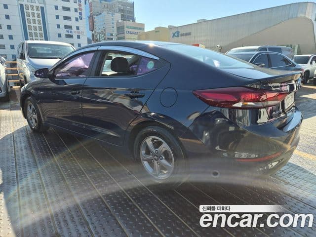 Hyundai Avante AD 1.6 LPI Style(арендный автомобиль), 2017 4