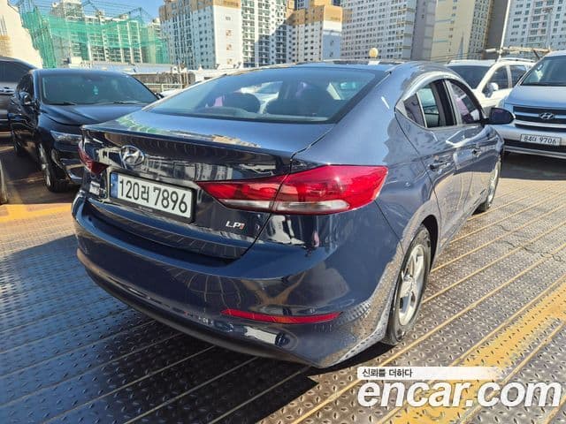 Hyundai Avante AD 1.6 LPI Style(арендный автомобиль), 2017 6