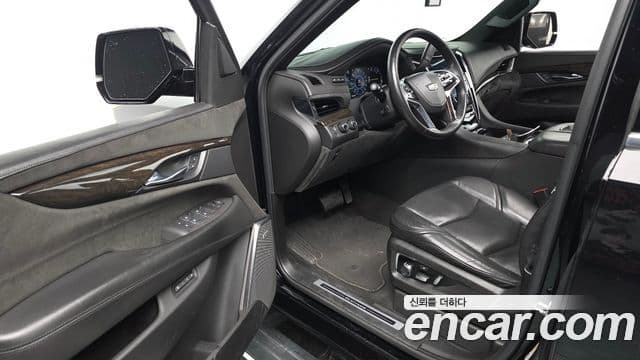 Cadillac Escalade 4세대, 2016 10
