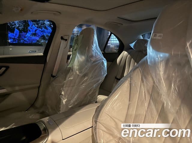 Mercedes-Benz E-класс W214 Exclusive, 2026 9