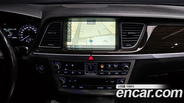 Genesis G80 Premium Luxury, 2017 15