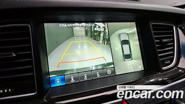 Genesis G80 Premium Luxury, 2017 16