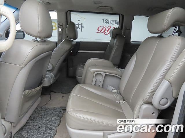 Kia Carnival R President, 2013 6