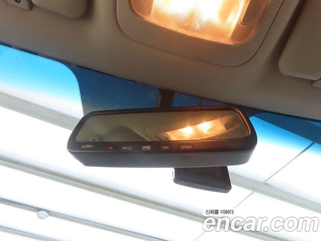 Kia Carnival R President, 2013 12