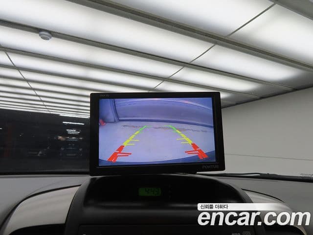 Kia Carnival R President, 2013 14