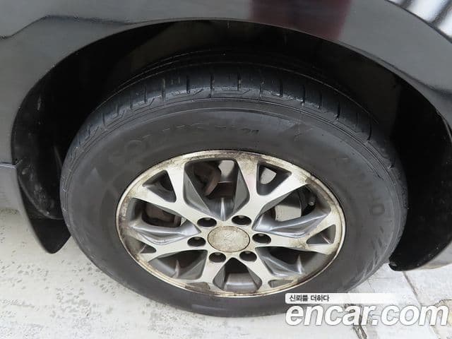 Kia Carnival R President, 2013 20