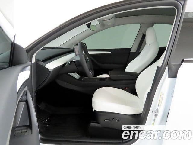 Tesla модель Y, 2024 2