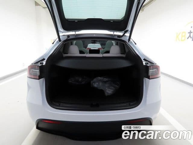 Tesla модель Y, 2024 14