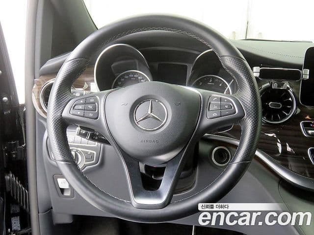 Mercedes-Benz V-класс W447, 2023 12