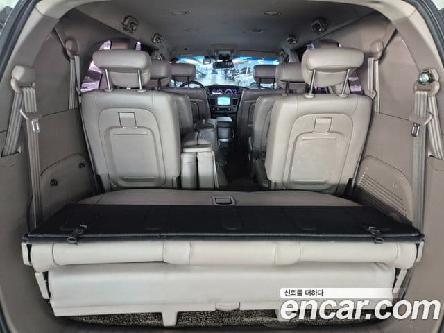 KG모빌리티(SsangYong) Korando 투리스모 4WD GT 11인승, 2014 10