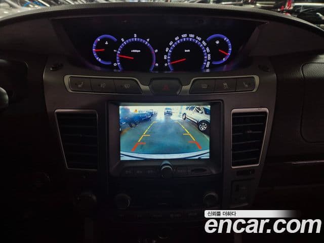 KG모빌리티(SsangYong) Korando 투리스모 4WD GT 11인승, 2014 13