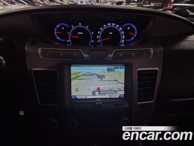 KG모빌리티(SsangYong) Korando 투리스모 4WD GT 11인승, 2014 14