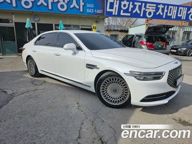 Genesis G90 Luxury, 2020 2