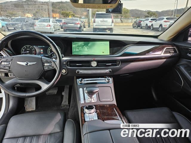 Genesis G90 Luxury, 2020 8