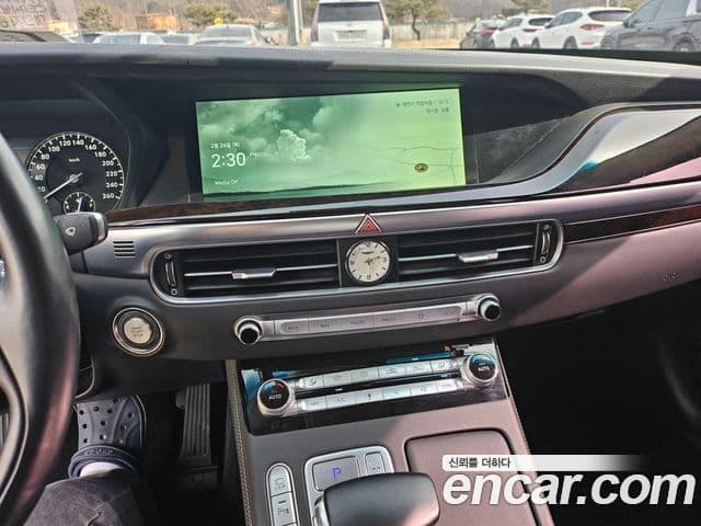 Genesis G90 Luxury, 2020 10