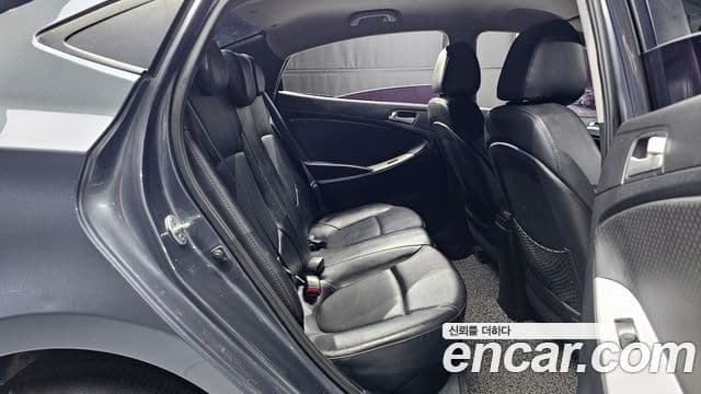 Hyundai Accent(новый кузов / новое поколение) Luxury, 2012 12