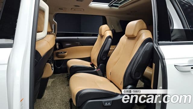 Kia Carnival 4세대 Signature, 2022 12