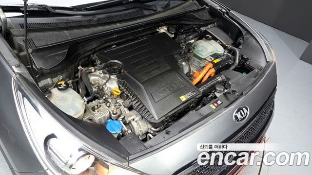Kia Niro Prestige, 2017 6