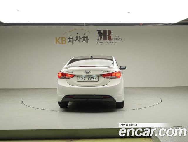 Hyundai Avante MD M16 GDI top, 2011 3