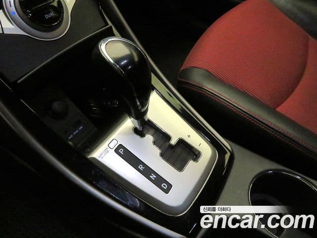 Hyundai Avante MD M16 GDI top, 2011 11