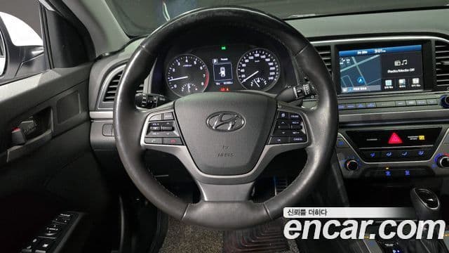 Hyundai Avante AD 1.6 GDI Value Plus, 2018 13