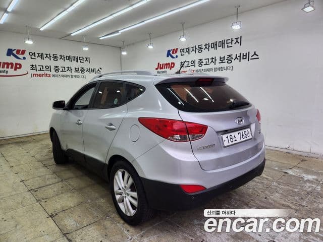 Hyundai Tucson ix Luxury, 2011 10