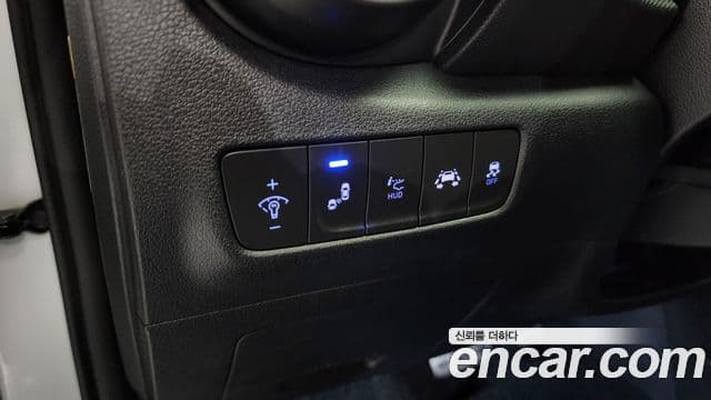 Hyundai Kona Modern Art, 2018 15