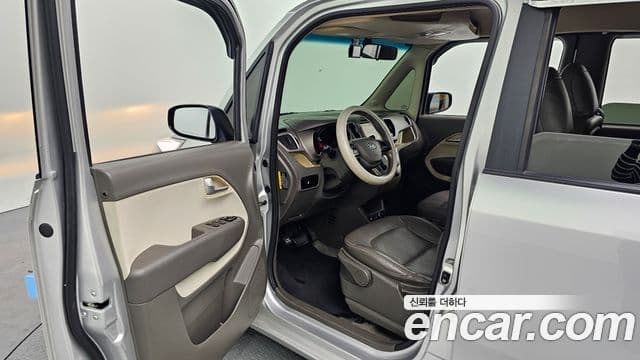 Kia Ray Luxury, 2012 11