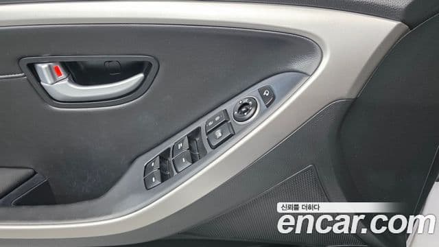 Hyundai i30(новый кузов / новое поколение) 1.6 GDI PYL, 2015 12