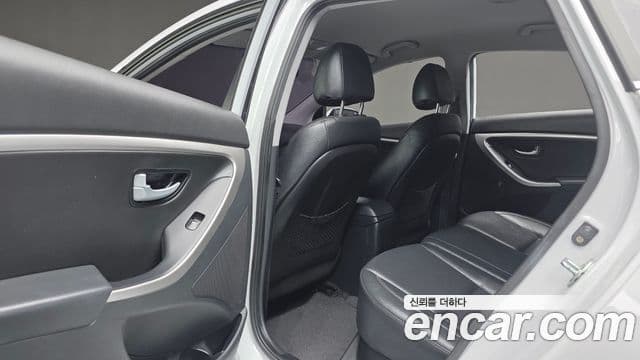 Hyundai i30(новый кузов / новое поколение) 1.6 GDI PYL, 2015 18