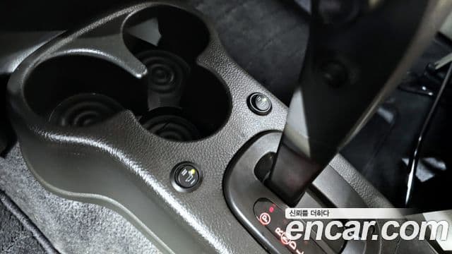 Nissan 큐브 Z12, 2011 19