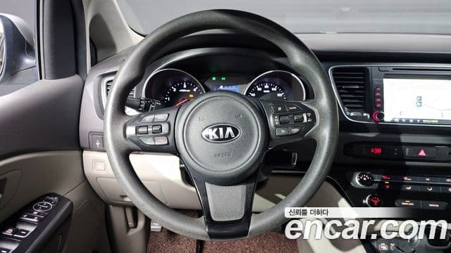 Kia All New Carnival 11인승 Deluxe, 2015 14