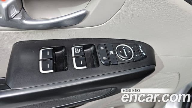 Kia All New Carnival 11인승 Deluxe, 2015 18