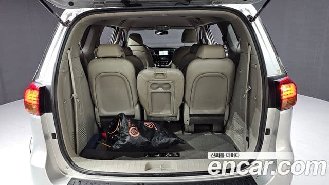 Kia All New Carnival 11인승 Deluxe, 2015 20