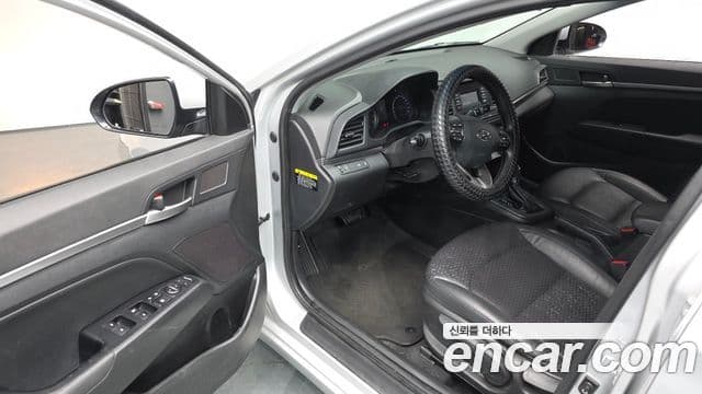 Hyundai The / новый New Avante AD Smart(для аренды), 2019 10