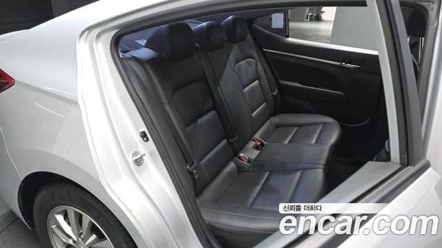 Hyundai The / новый New Avante AD Smart(для аренды), 2019 11