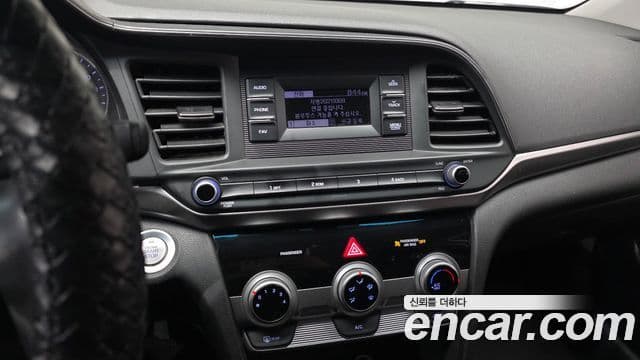 Hyundai The / новый New Avante AD Smart(для аренды), 2019 16