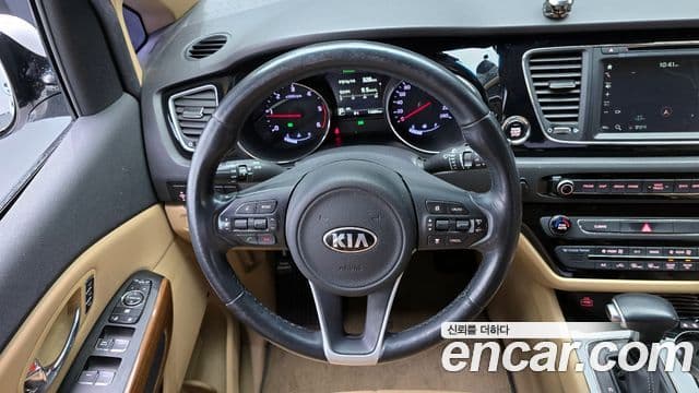 Kia All New Carnival Noblesse, 2018 13
