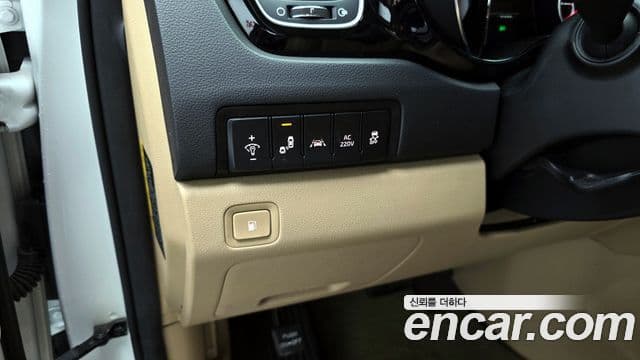 Kia All New Carnival Noblesse, 2018 17