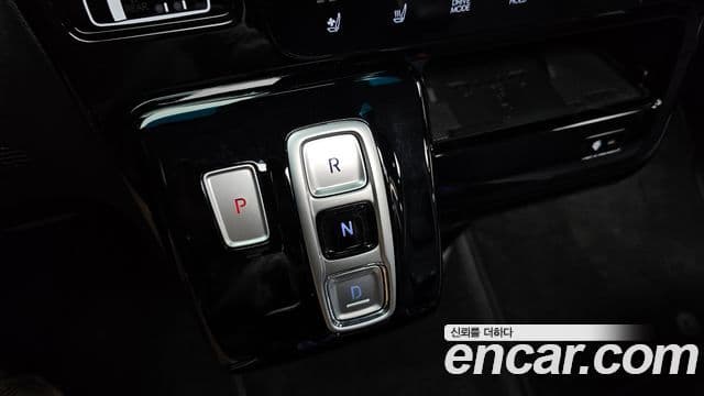 Hyundai Staria Inspiration, 2025 9