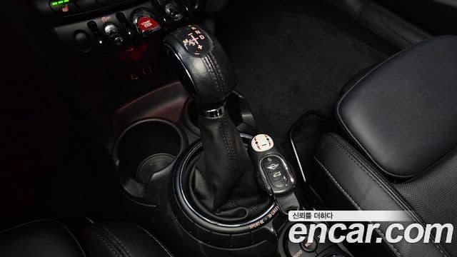 Mini Cooper D 3세대, 2015 9