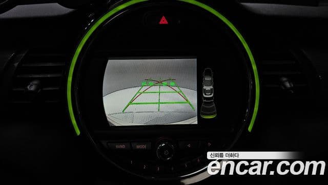 Mini Cooper D 3세대, 2015 15