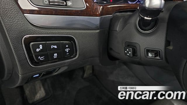 Hyundai Equus(новый кузов / новое поколение) Exclusive, 2015 16