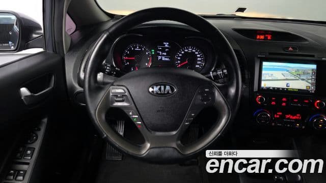 Kia K3 Luxury, 2015 13