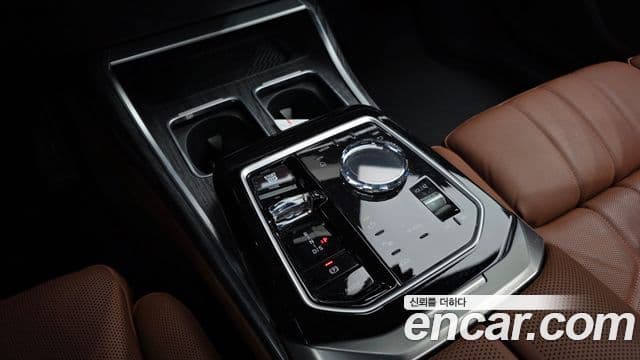 BMW 7시리즈 (G70) 740i xDrive M Sport, 2024 9