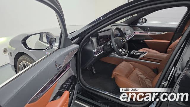 BMW 7시리즈 (G70) 740i xDrive M Sport, 2024 11