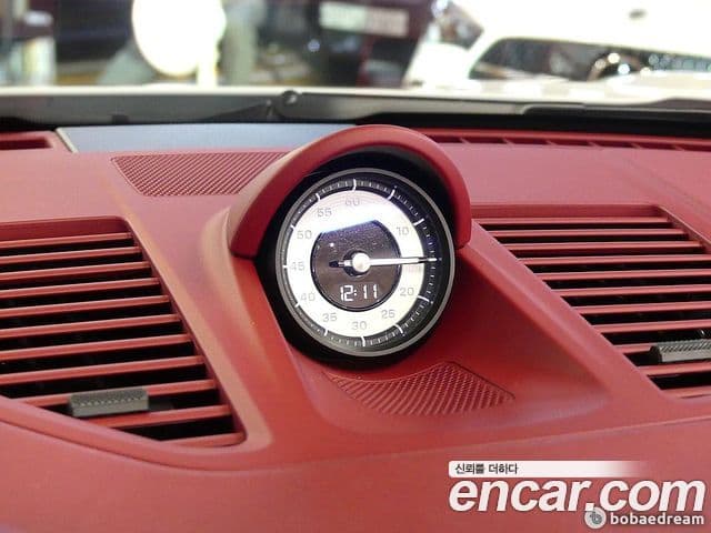 Porsche 911 (992) Carrera 4S кабриолет, 2024 15