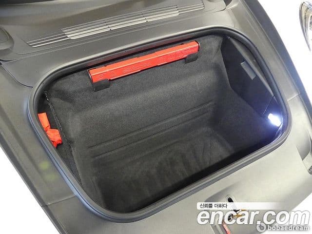 Porsche 911 (992) Carrera 4S кабриолет, 2024 20