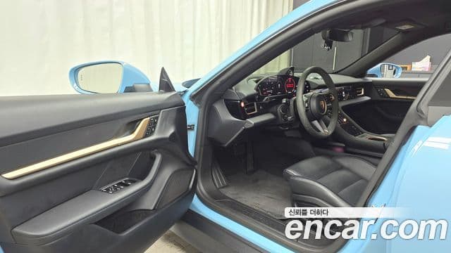 Porsche 타이칸 базовый, 2024 10